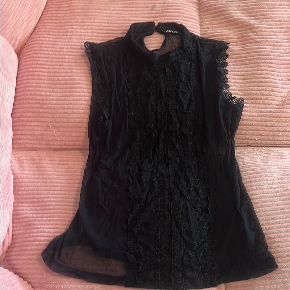 Black Lace Sleeveless Top